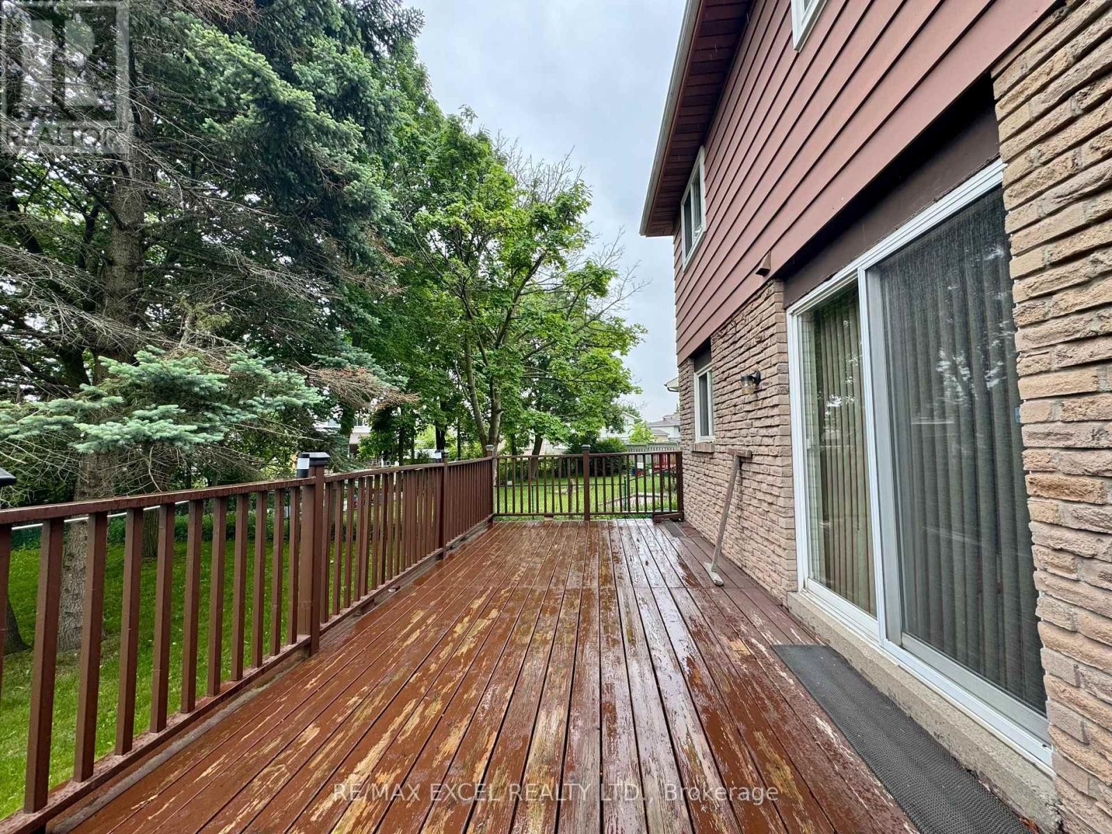 












53 DELBURN DRIVE

,
Toronto (Agincourt North),




Ontario
M1V1A8

