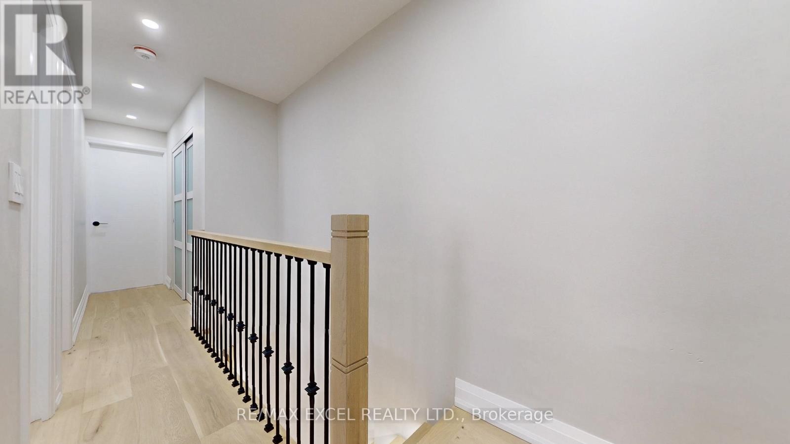 












117 GLEBEMOUNT AVENUE

,
Toronto (Danforth),




Ontario
M4C3R9

