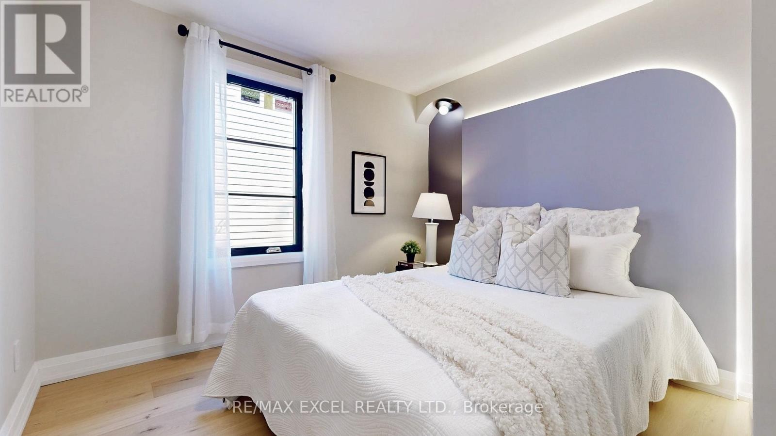 












117 GLEBEMOUNT AVENUE

,
Toronto (Danforth),




Ontario
M4C3R9

