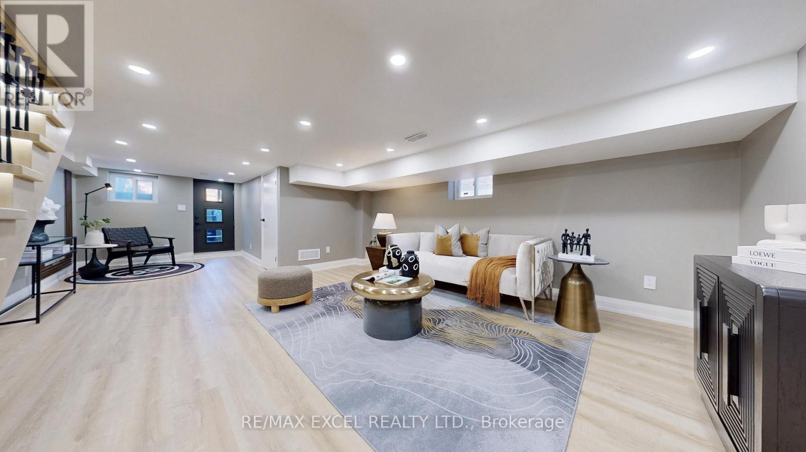 












117 GLEBEMOUNT AVENUE

,
Toronto (Danforth),




Ontario
M4C3R9

