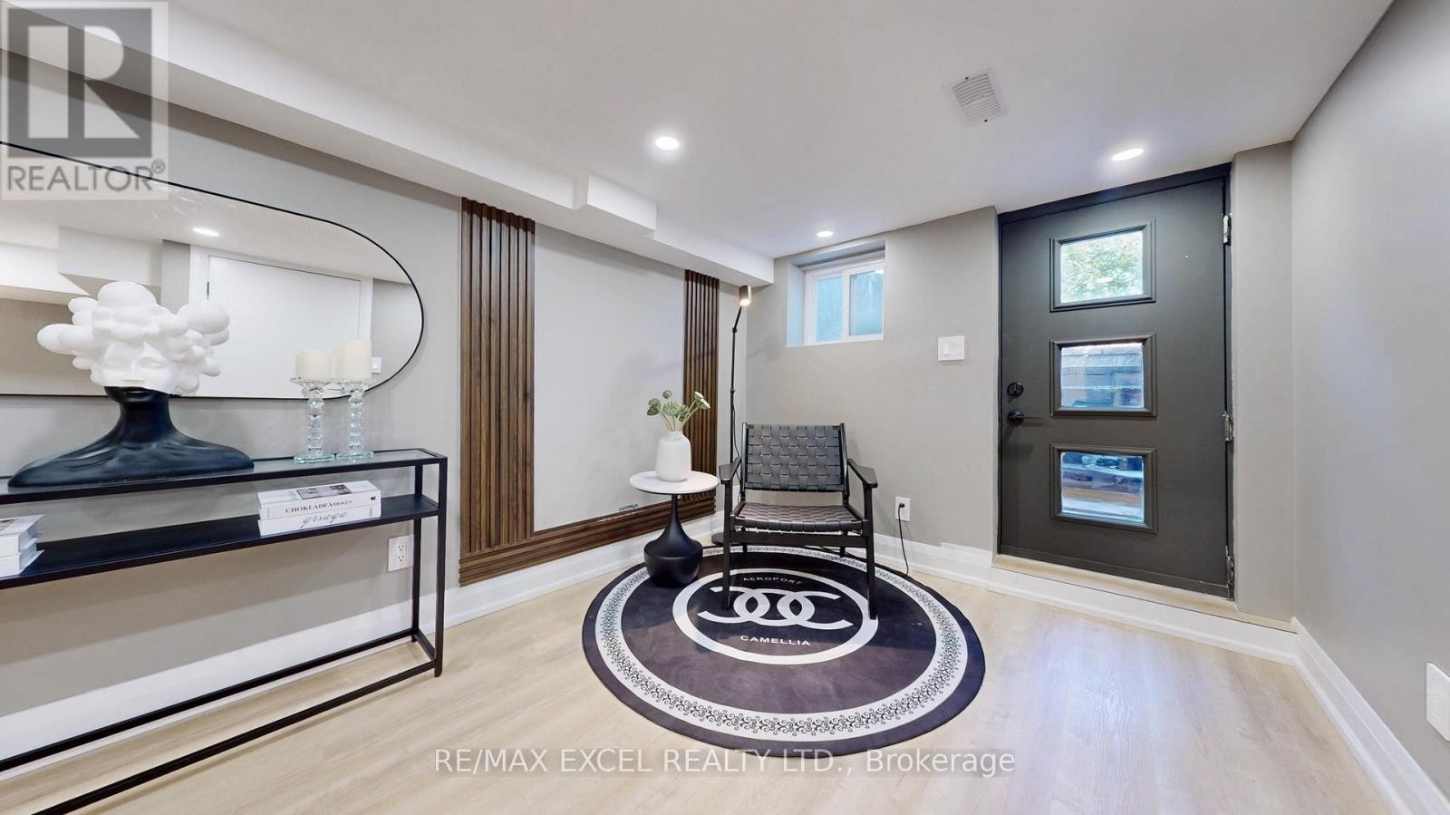 












117 GLEBEMOUNT AVENUE

,
Toronto (Danforth),




Ontario
M4C3R9

