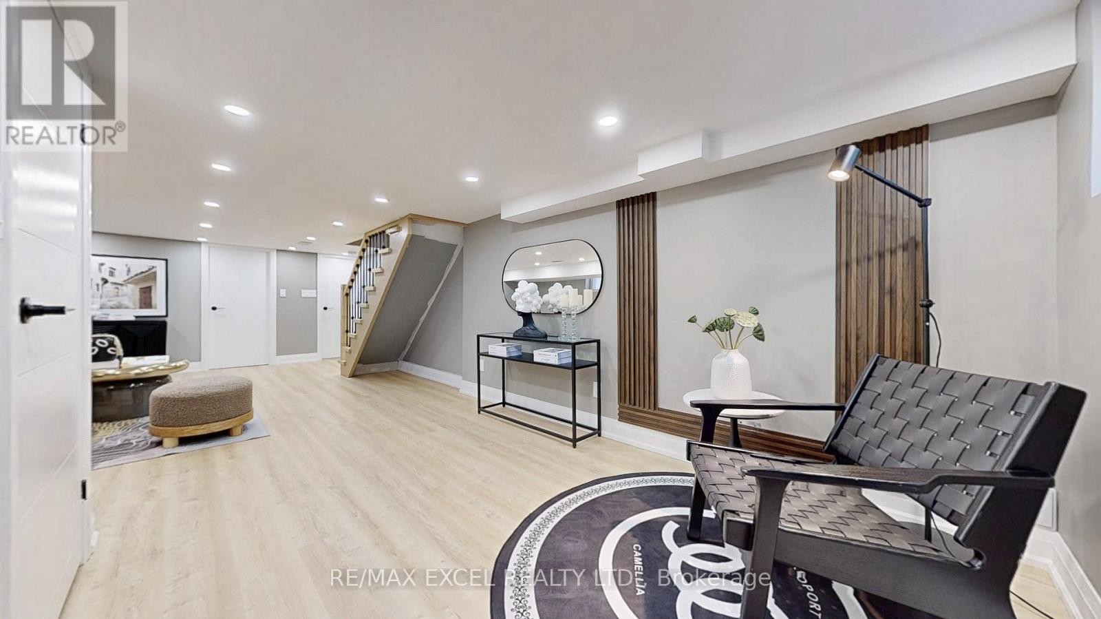












117 GLEBEMOUNT AVENUE

,
Toronto (Danforth),




Ontario
M4C3R9


