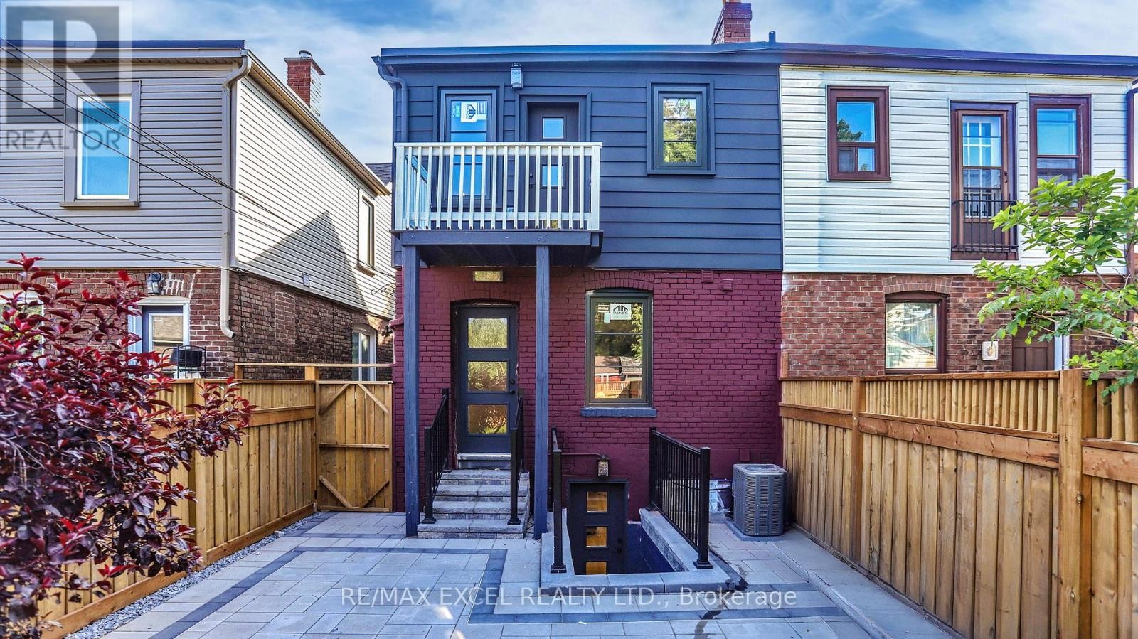 












117 GLEBEMOUNT AVENUE

,
Toronto (Danforth),




Ontario
M4C3R9

