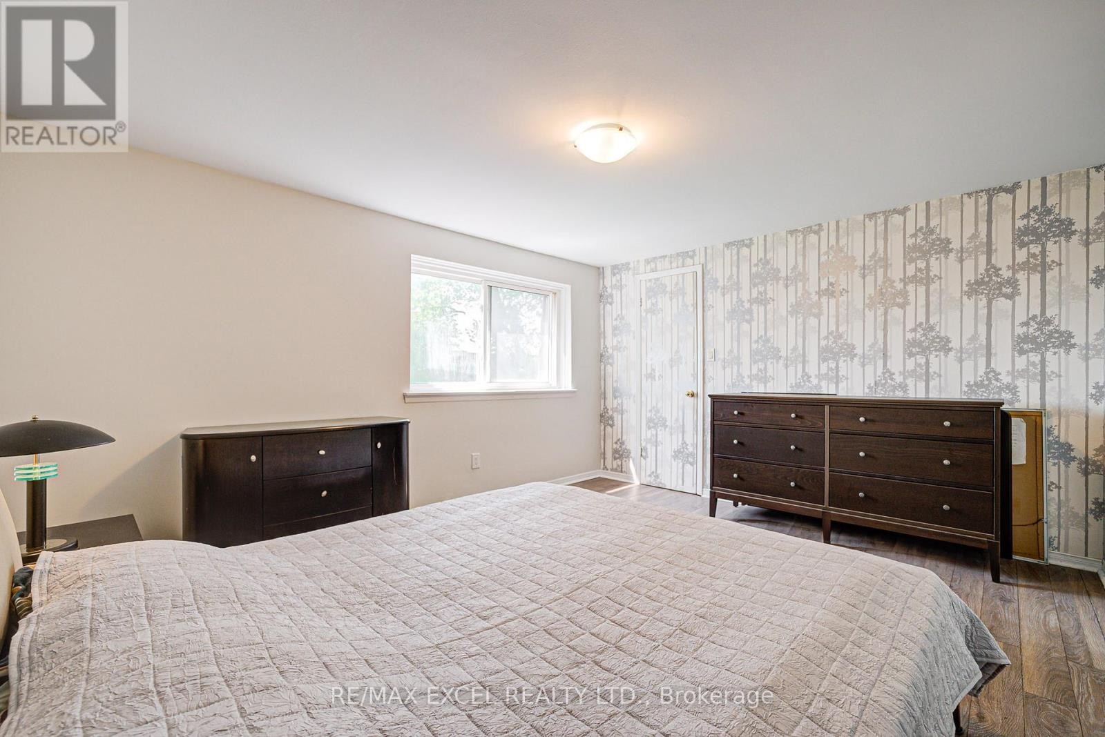












1 - 20 CROCKAMHILL DRIVE

,
Toronto (Agincourt North),




Ontario
M1S3H1

