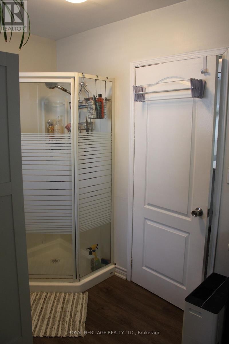 












228 COURT STREET

,
Oshawa (Central),




Ontario
L1H4W7

