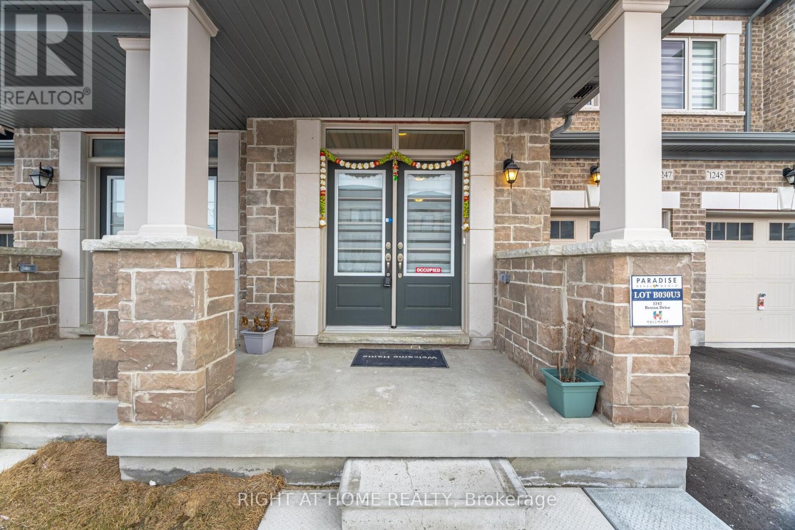 












1247 REXTON DRIVE

,
Oshawa (Kedron),




Ontario
L1L0T3

