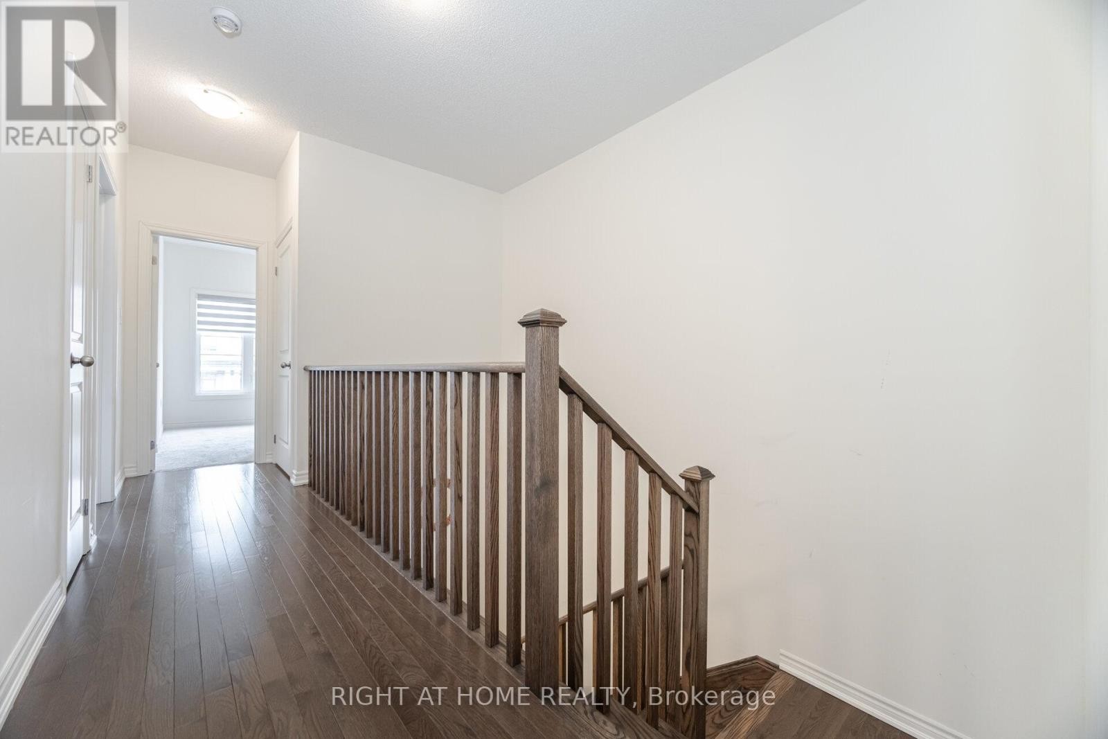 












1247 REXTON DRIVE

,
Oshawa (Kedron),




Ontario
L1L0T3

