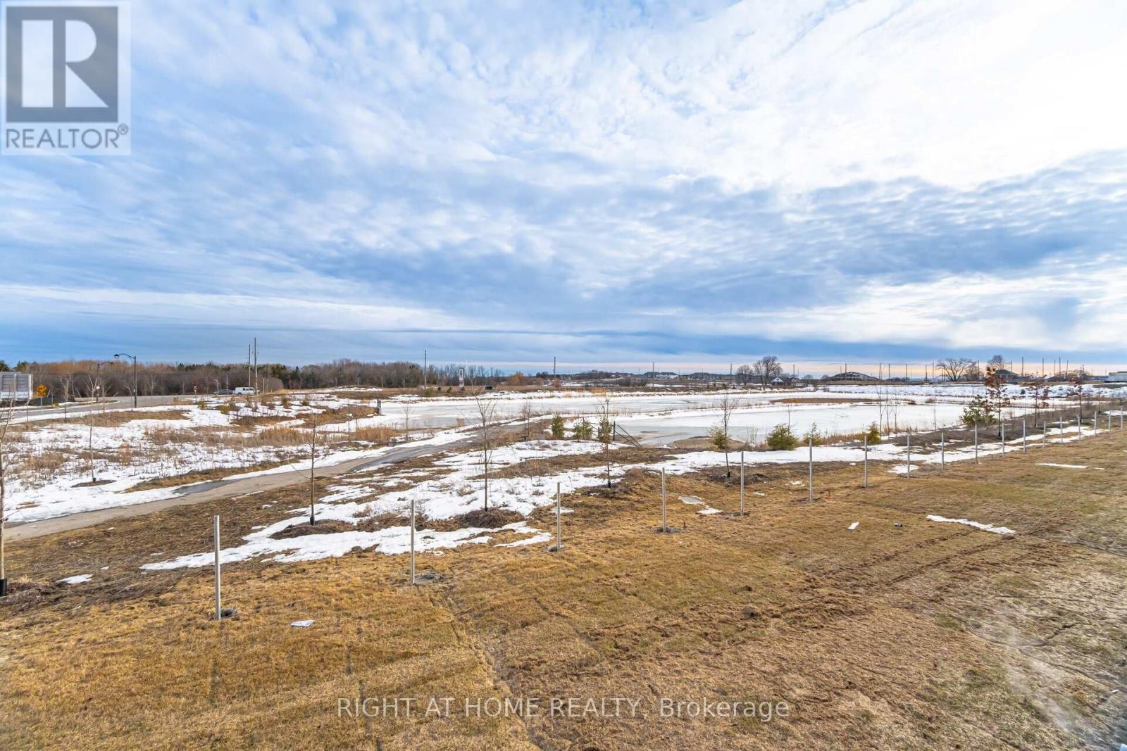 












1247 REXTON DRIVE

,
Oshawa (Kedron),




Ontario
L1L0T3

