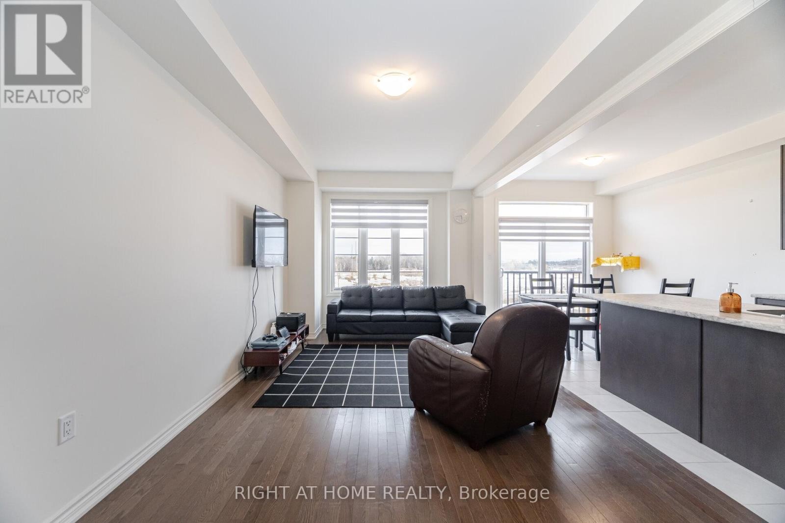 












1247 REXTON DRIVE

,
Oshawa (Kedron),




Ontario
L1L0T3

