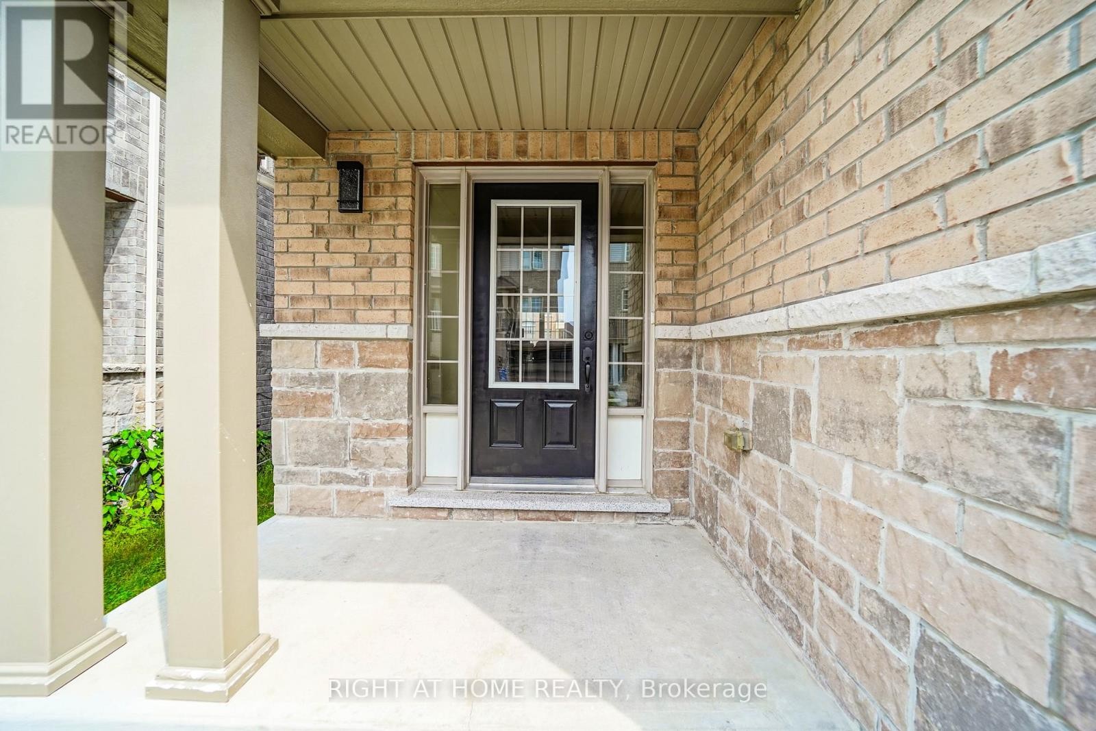












97 AINLEY ROAD

,
Ajax (Central East),




Ontario
L1Z0S9

