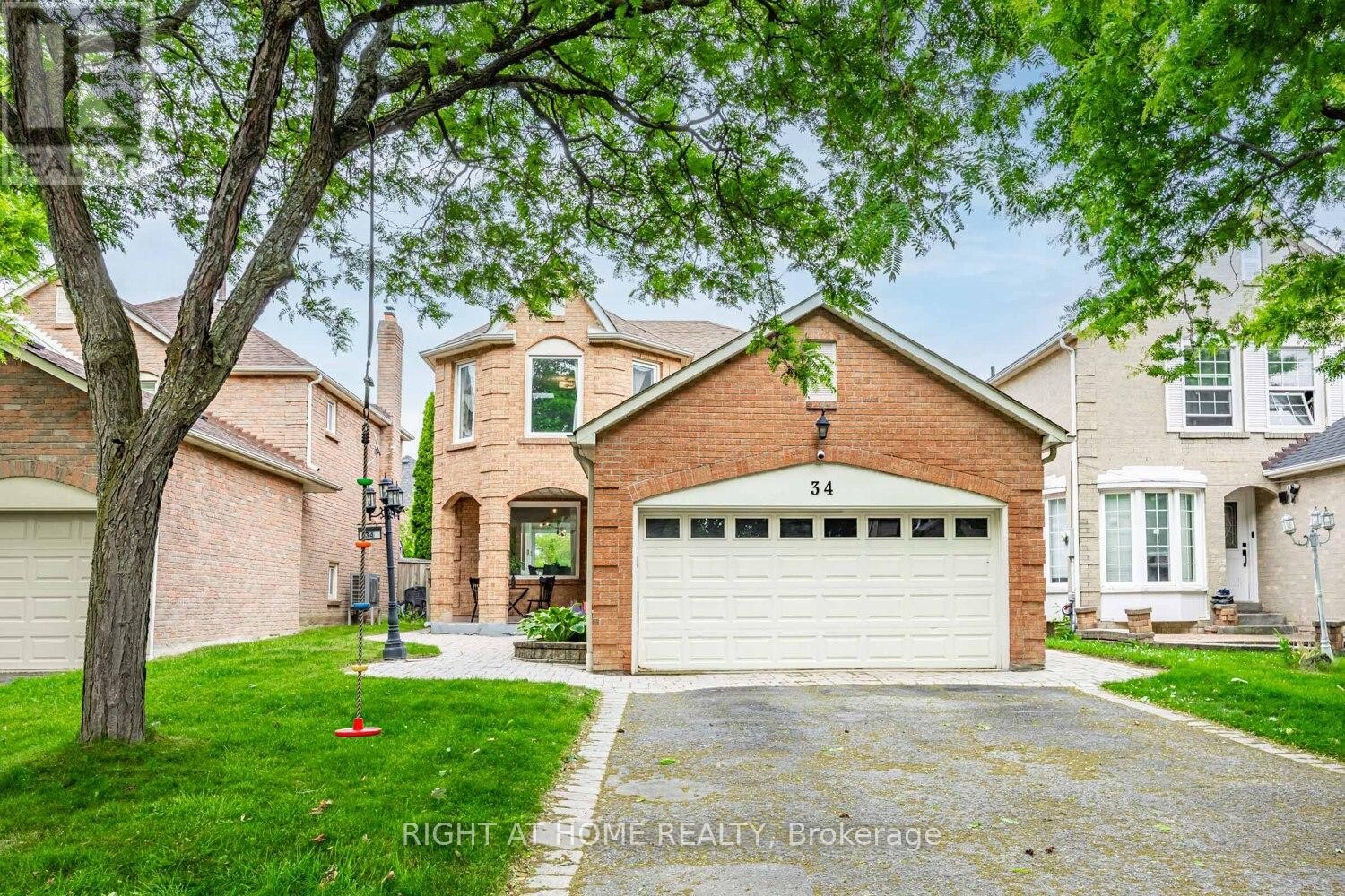












34 BEAUMONT DRIVE

,
Ajax (Central West),




Ontario
L1T1P8

