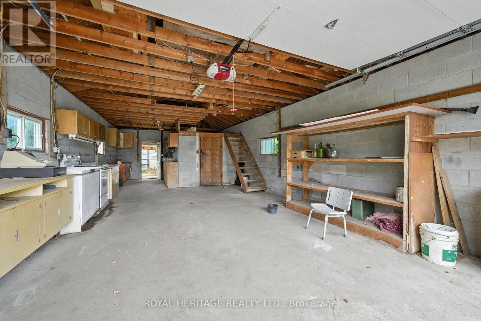 












1595 TAUNTON ROAD

,
Clarington,




Ontario
L0B1J0

