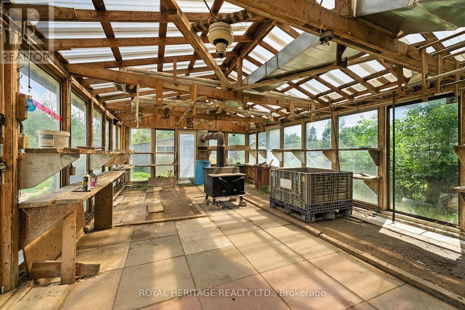 












1595 TAUNTON ROAD

,
Clarington,




Ontario
L0B1J0

