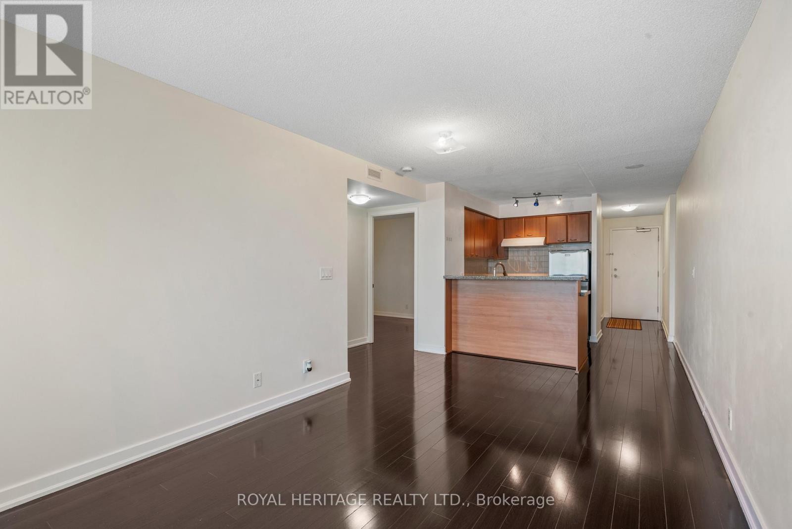 












1716 - 38 LEE CENTRE DRIVE

,
Toronto (Woburn),




Ontario
M1H3J7


