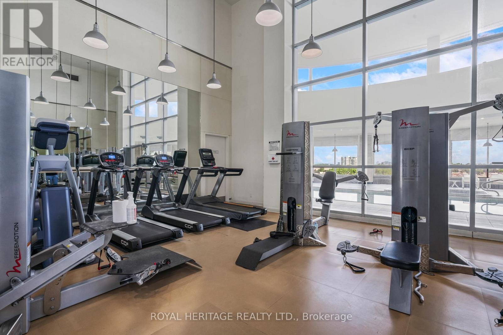 












1716 - 38 LEE CENTRE DRIVE

,
Toronto (Woburn),




Ontario
M1H3J7

