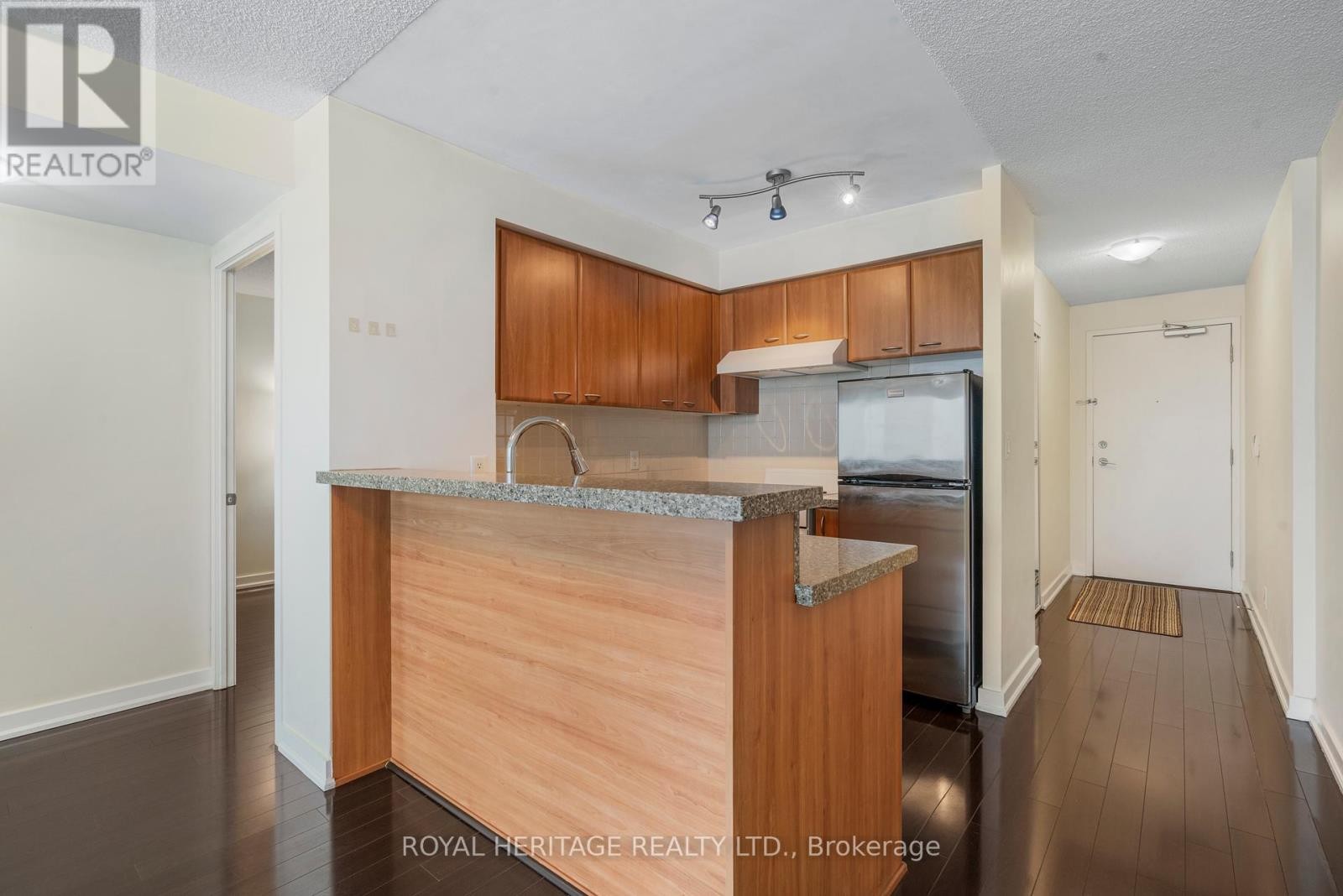 












1716 - 38 LEE CENTRE DRIVE

,
Toronto (Woburn),




Ontario
M1H3J7

