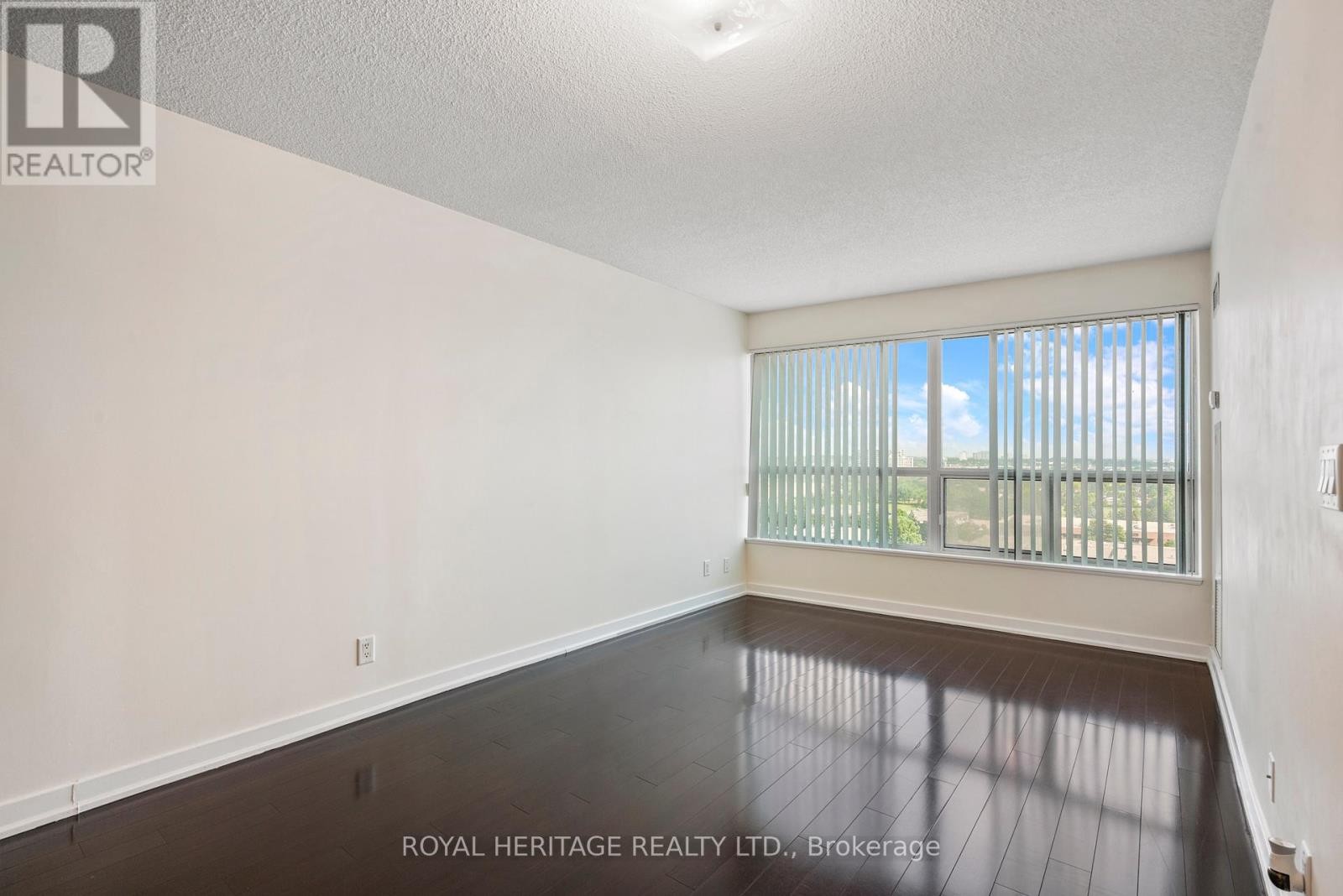 












1716 - 38 LEE CENTRE DRIVE

,
Toronto (Woburn),




Ontario
M1H3J7

