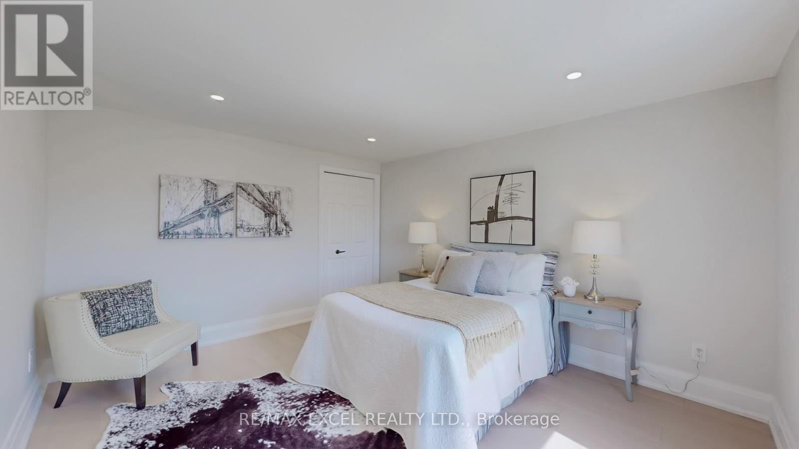 












80 EAGLEVIEW CRESCENT

,
Toronto (Steeles),




Ontario
M1W3N2

