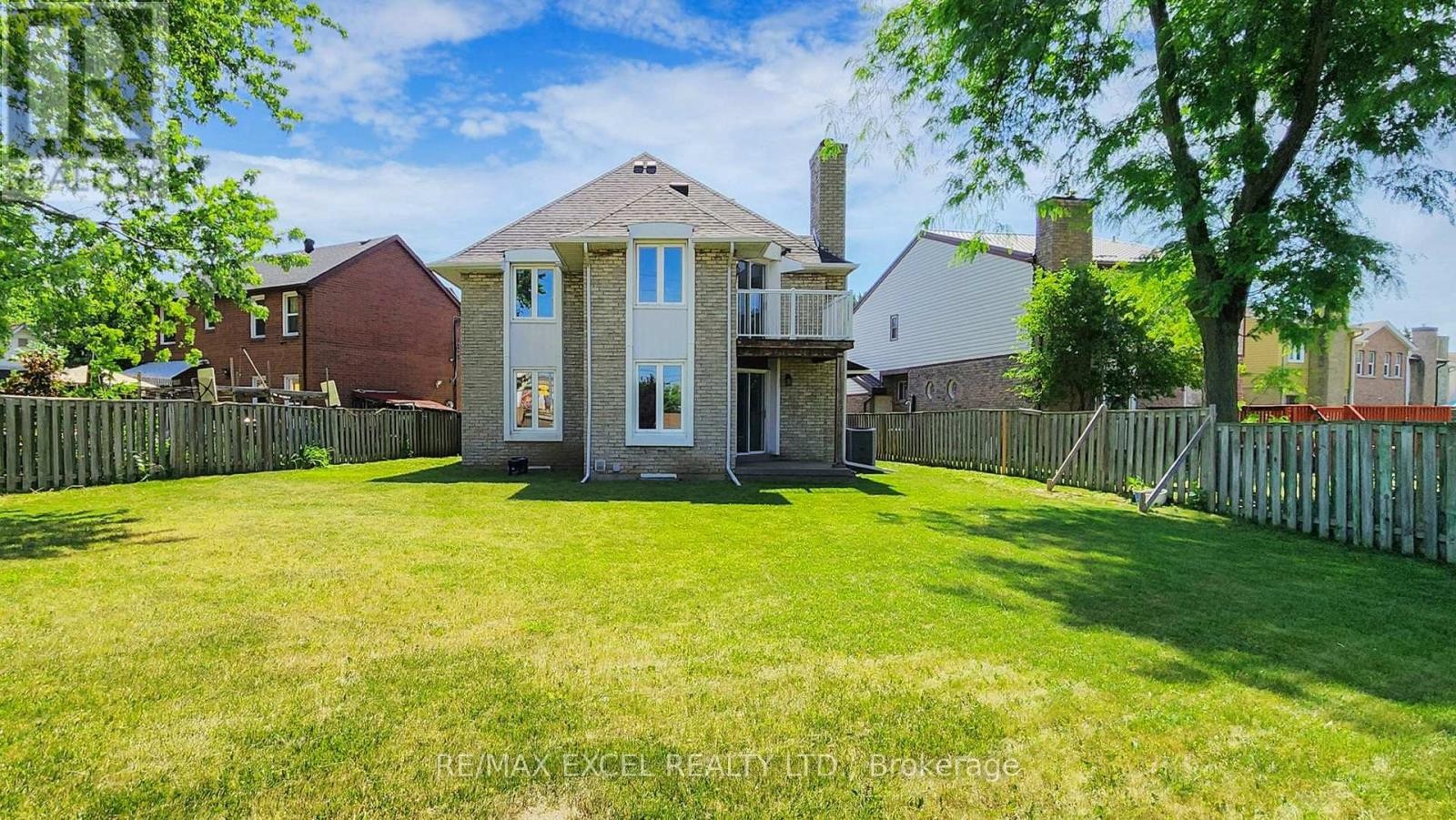 












80 EAGLEVIEW CRESCENT

,
Toronto (Steeles),




Ontario
M1W3N2

