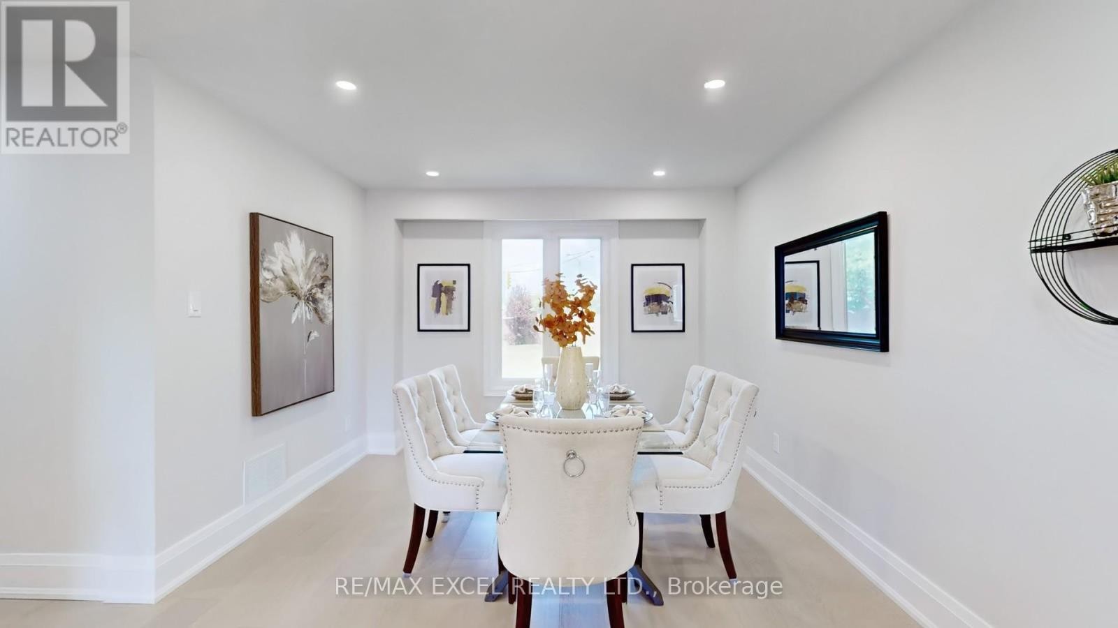 












80 EAGLEVIEW CRESCENT

,
Toronto (Steeles),




Ontario
M1W3N2

