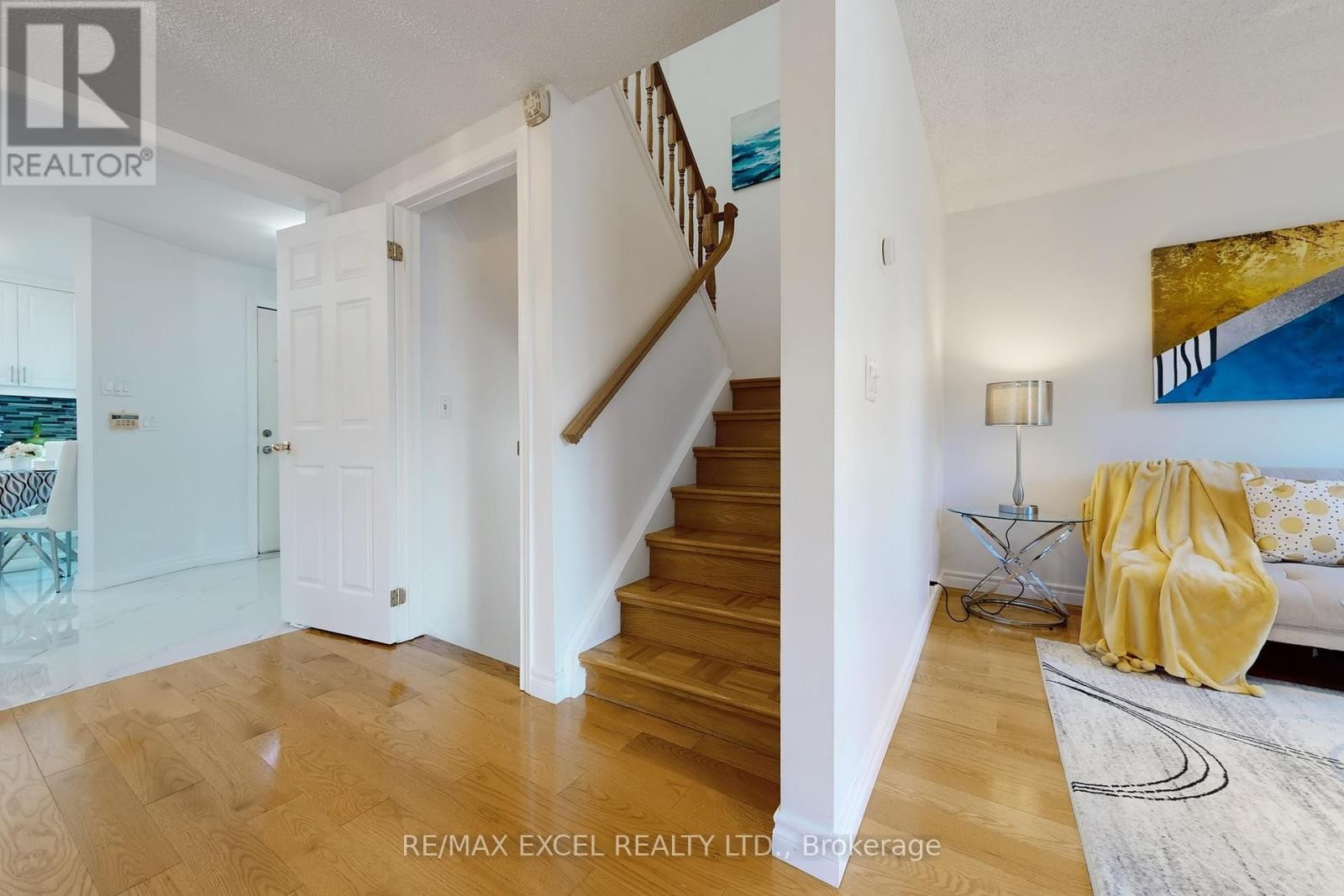 












29 GREEN SPRING DRIVE

,
Toronto (Milliken),




Ontario
M1V2A9

