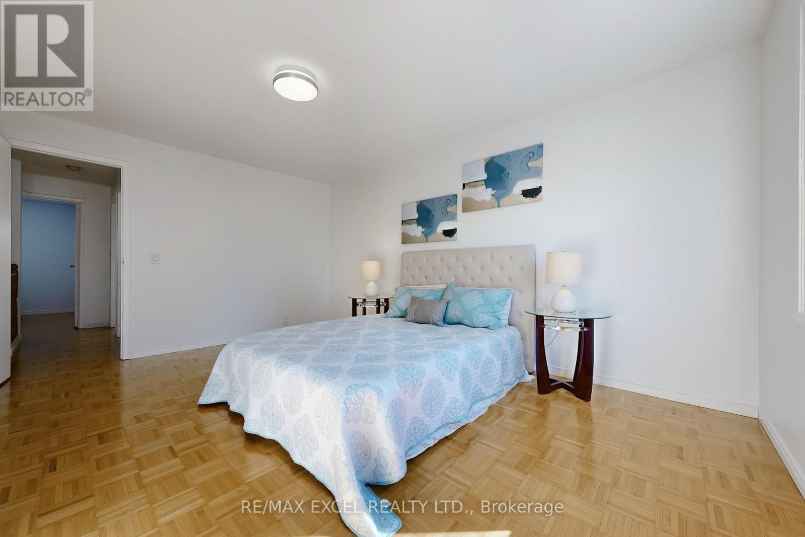 












29 GREEN SPRING DRIVE

,
Toronto (Milliken),




Ontario
M1V2A9

