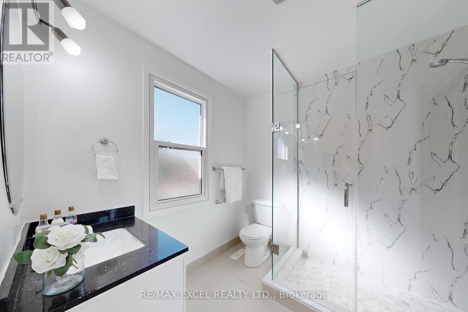 












29 GREEN SPRING DRIVE

,
Toronto (Milliken),




Ontario
M1V2A9

