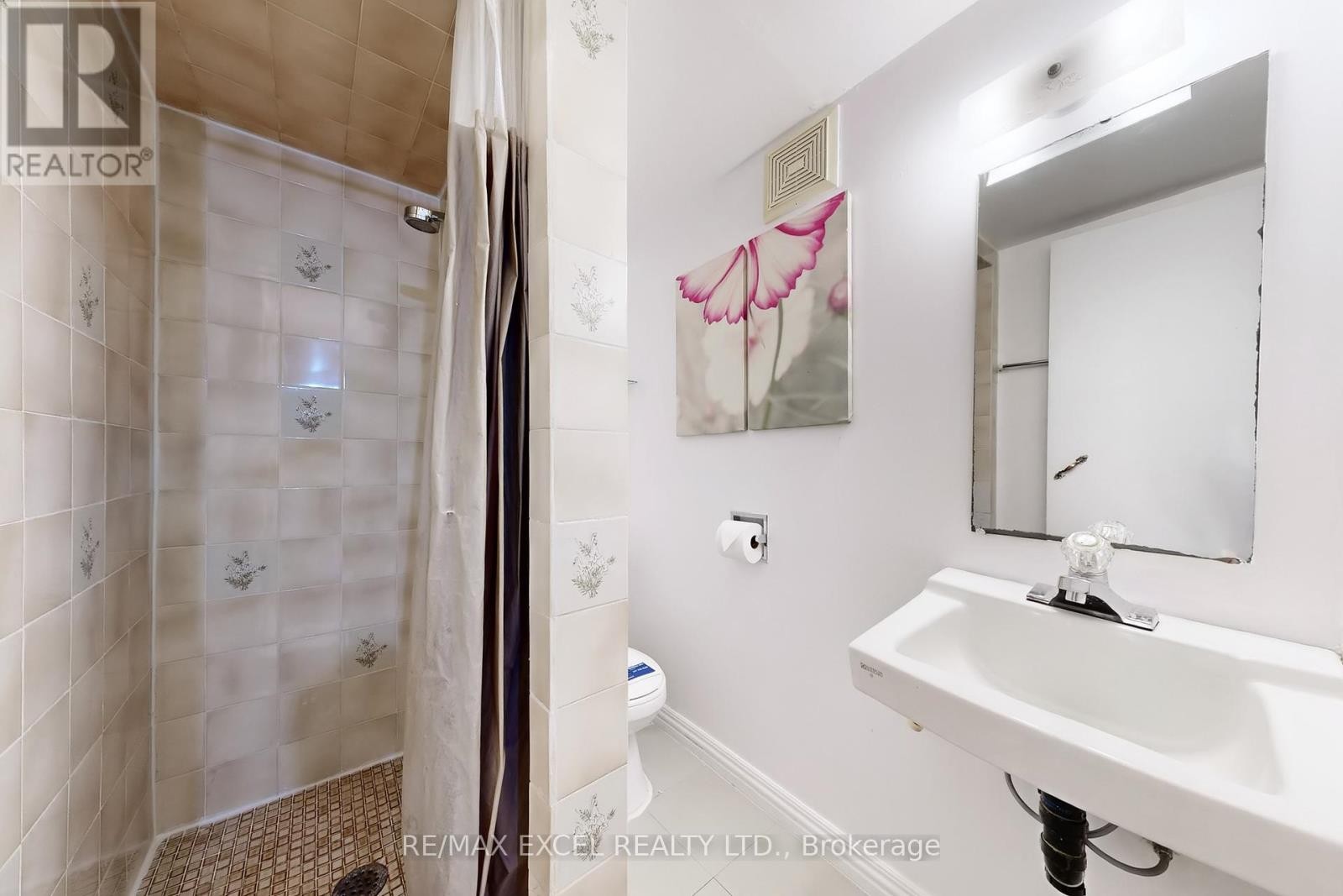 












29 GREEN SPRING DRIVE

,
Toronto (Milliken),




Ontario
M1V2A9

