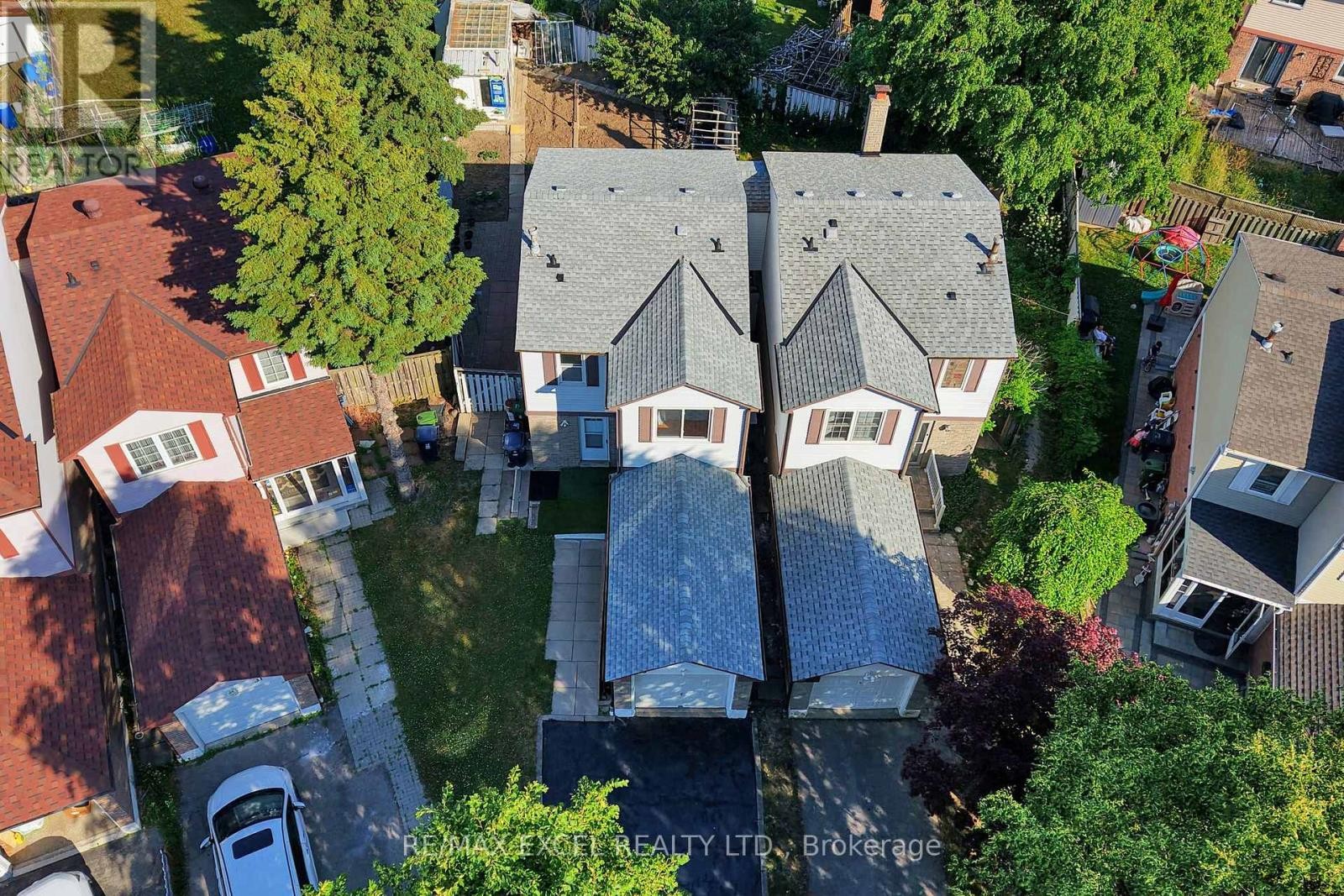 












29 GREEN SPRING DRIVE

,
Toronto (Milliken),




Ontario
M1V2A9

