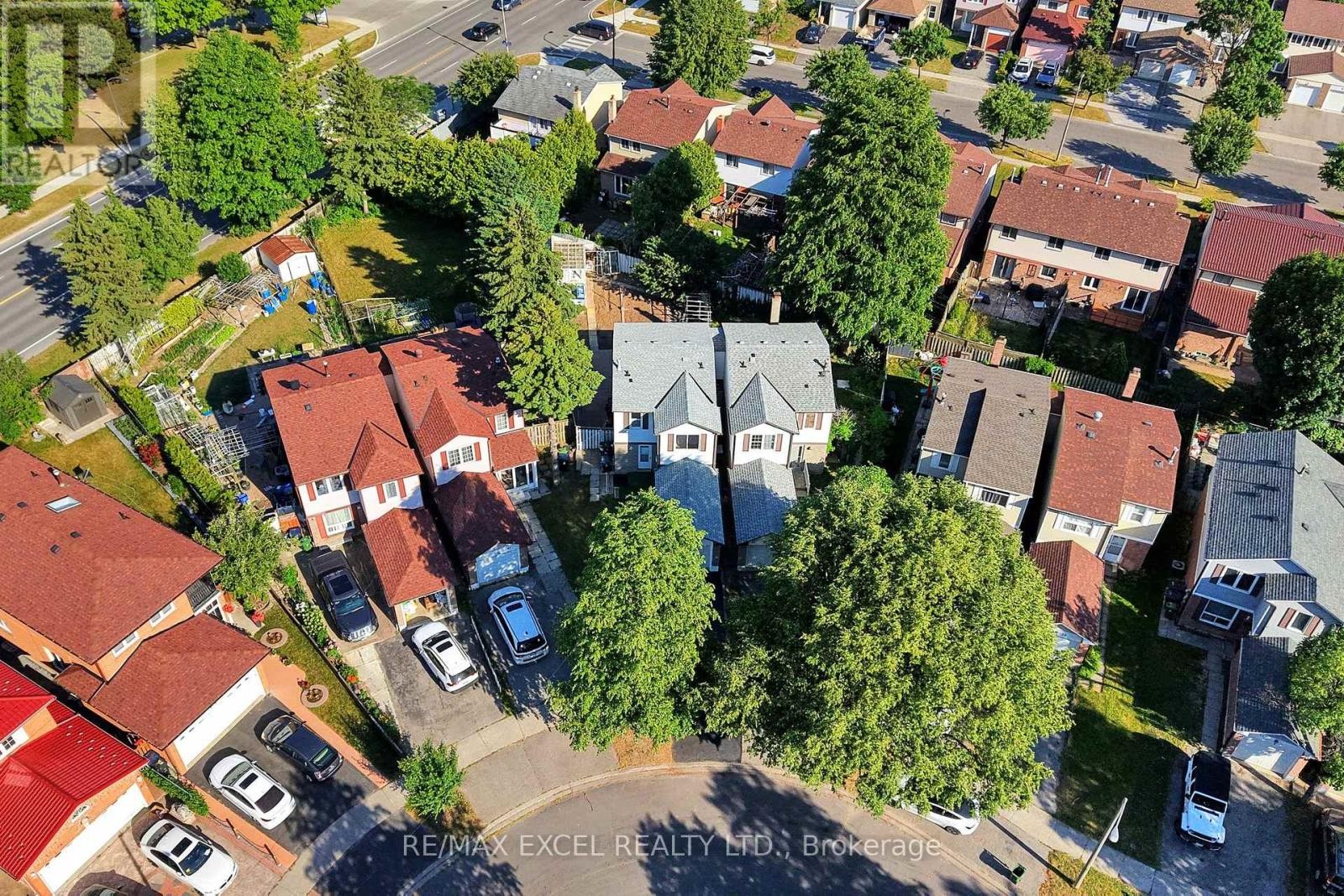 












29 GREEN SPRING DRIVE

,
Toronto (Milliken),




Ontario
M1V2A9


