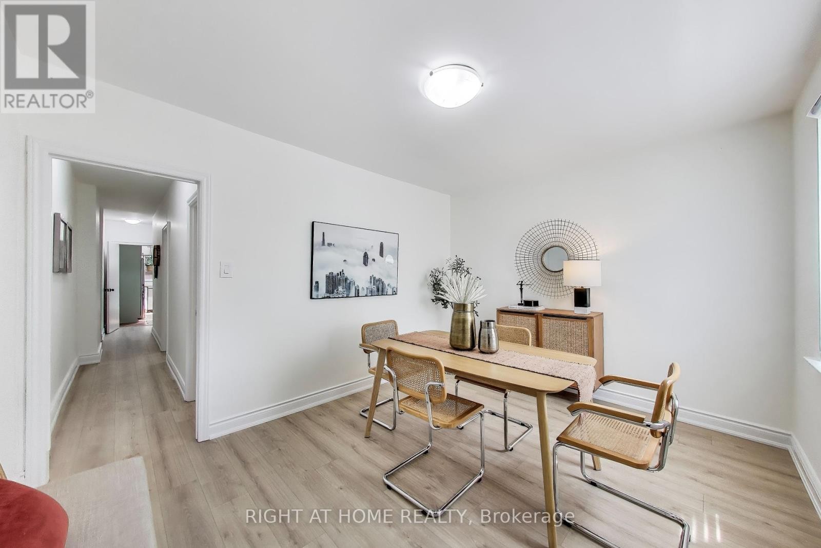 












1071 CRAVEN ROAD

,
Toronto (Greenwood-Coxwell),




Ontario
M4J4V7

