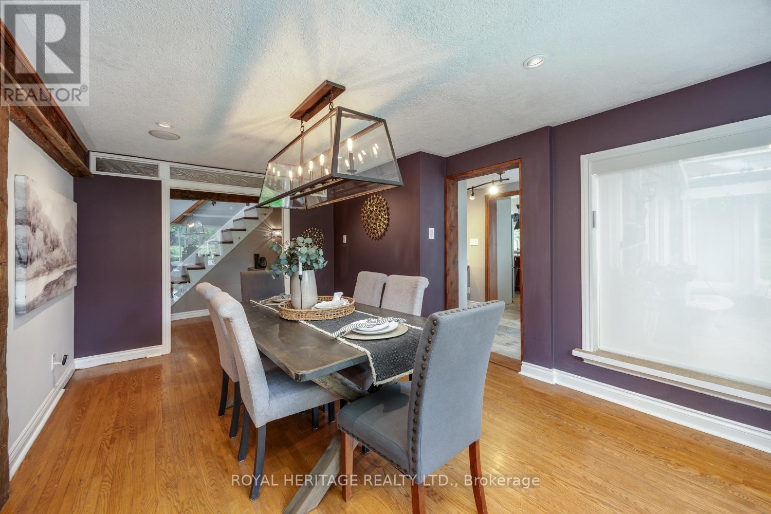 












4395 WESTNEY ROAD N

,
Pickering,




Ontario
L1Y1A2

