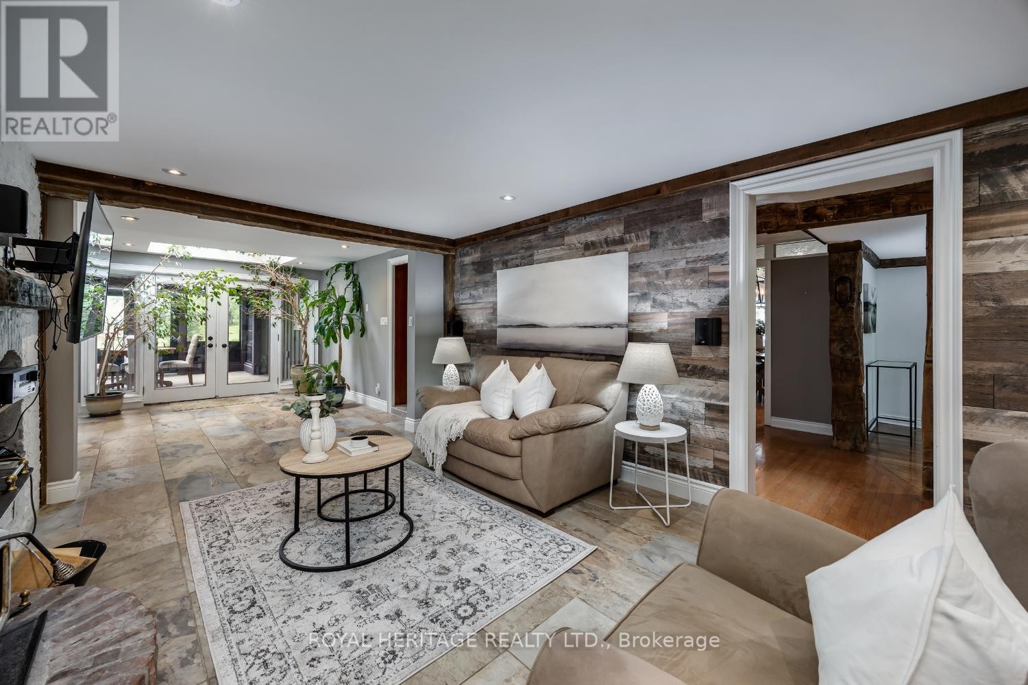 












4395 WESTNEY ROAD N

,
Pickering,




Ontario
L1Y1A2

