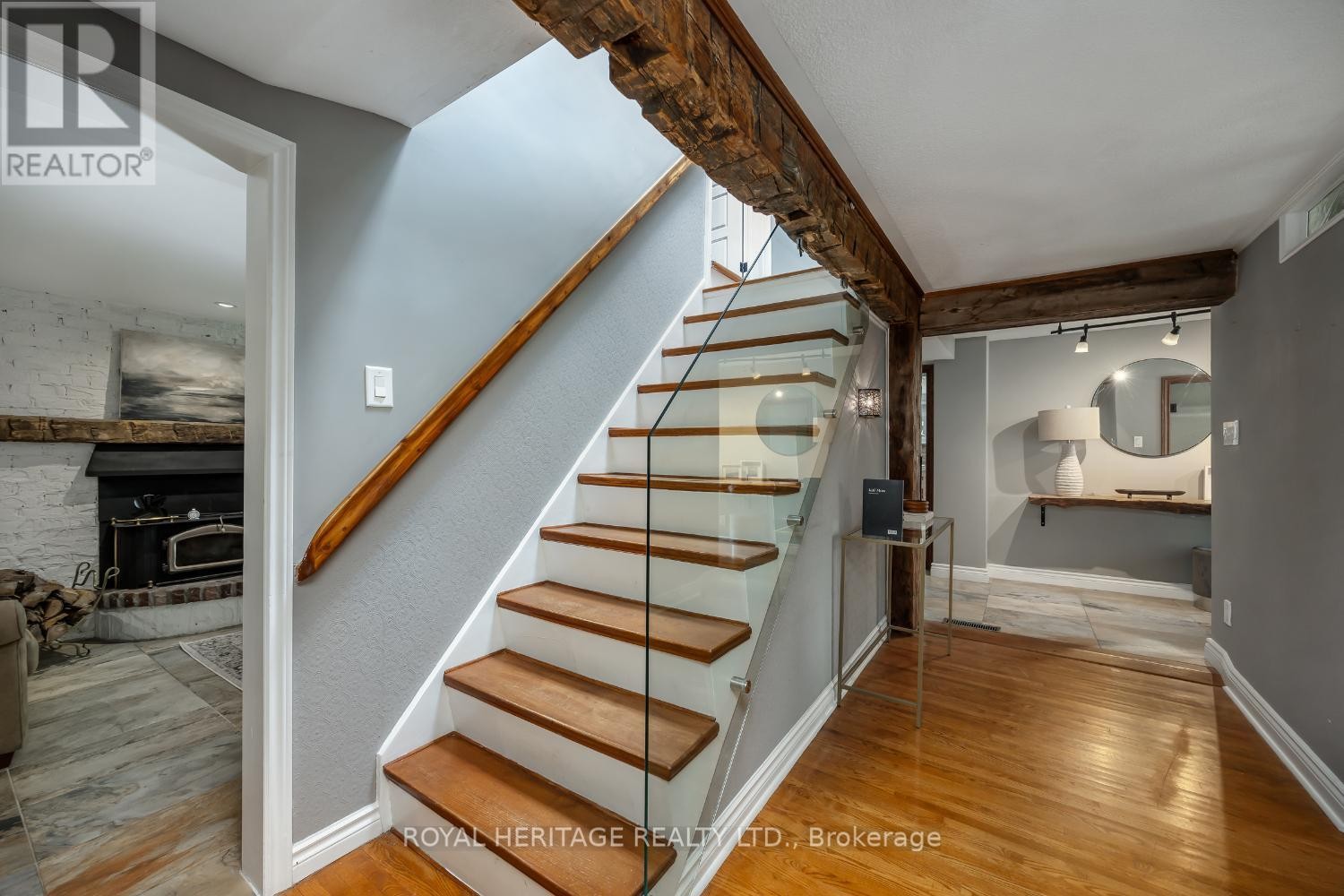 












4395 WESTNEY ROAD N

,
Pickering,




Ontario
L1Y1A2

