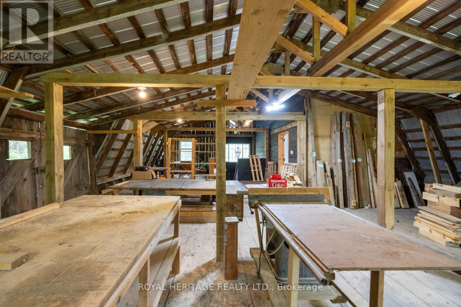 












4395 WESTNEY ROAD N

,
Pickering,




Ontario
L1Y1A2

