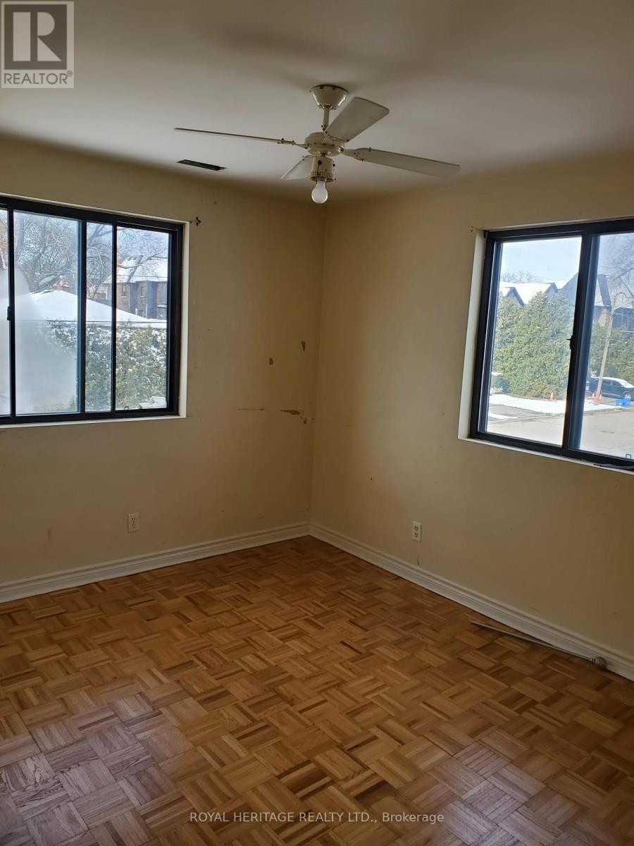 












UNIT 7 - 677 MARKSBURY ROAD

,
Pickering (West Shore),




Ontario
L1W2T3

