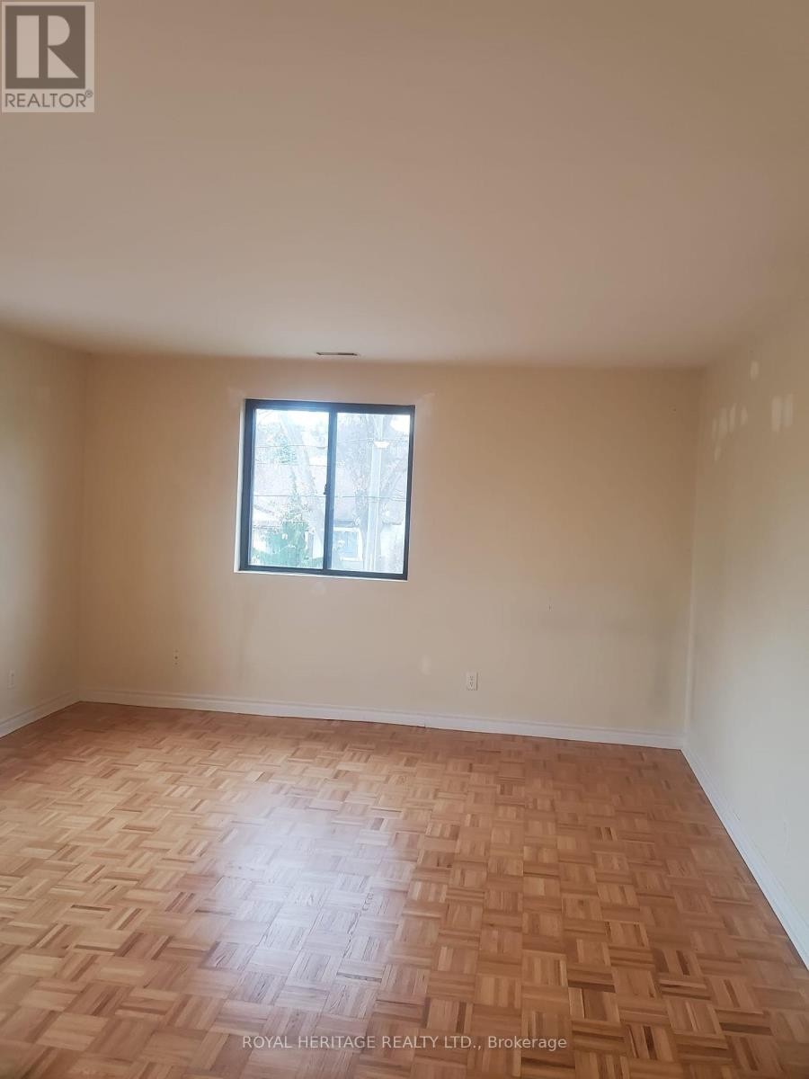 












UNIT 7 - 677 MARKSBURY ROAD

,
Pickering (West Shore),




Ontario
L1W2T3

