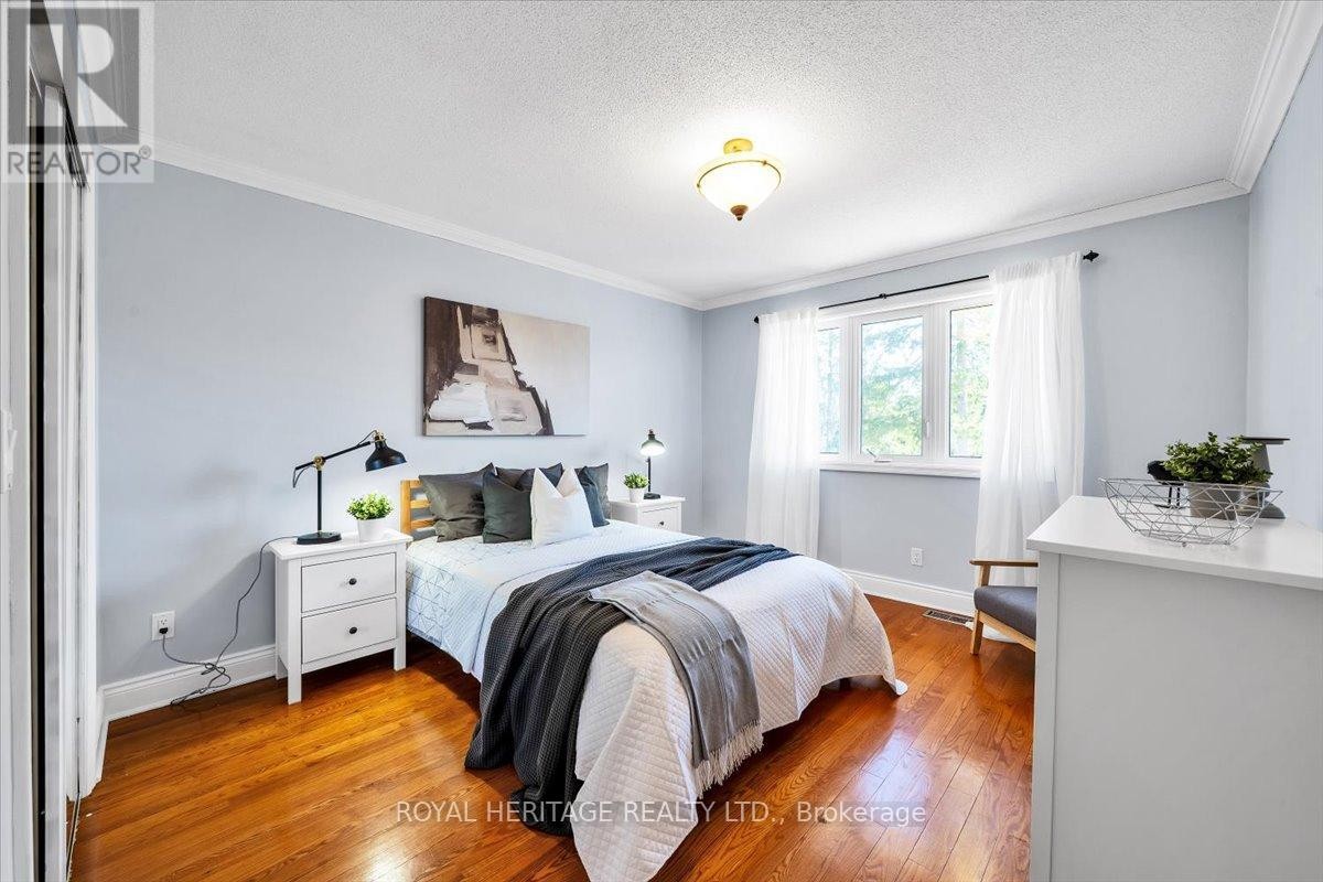 












10420 RUSSELL ROAD

,
Scugog,




Ontario
L9L1B3

