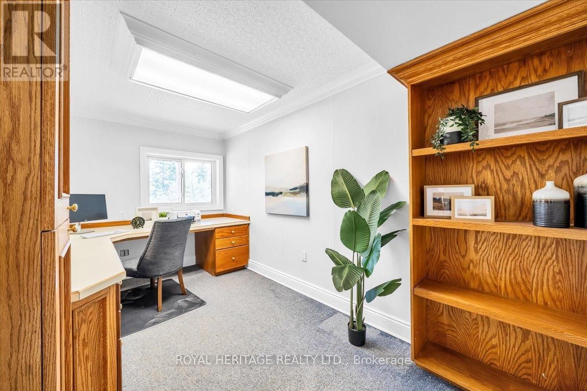 












10420 RUSSELL ROAD

,
Scugog,




Ontario
L9L1B3

