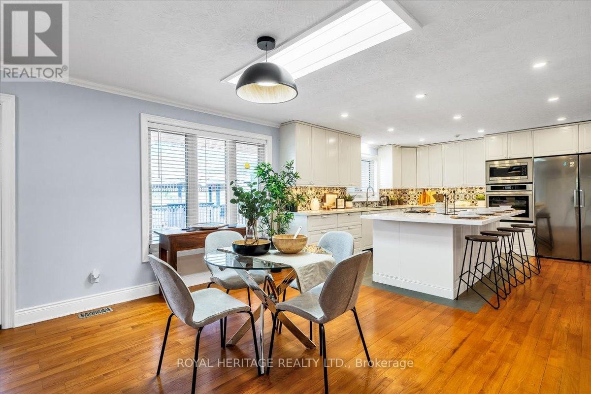 












10420 RUSSELL ROAD

,
Scugog,




Ontario
L9L1B3

