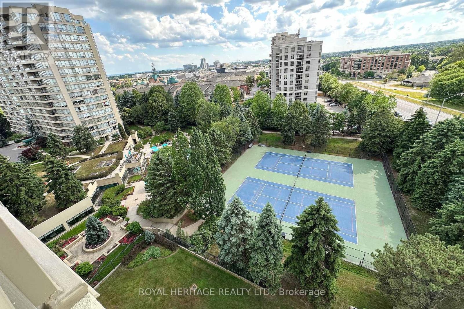 












1011 - 1890 VALLEY FARM ROAD

,
Pickering (Town Centre),




Ontario
L1V6B4


