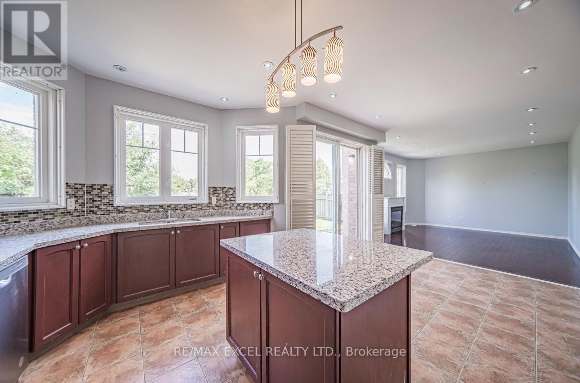 












3 HEADON AVENUE

,
Ajax (Central East),




Ontario
L1Z1R4

