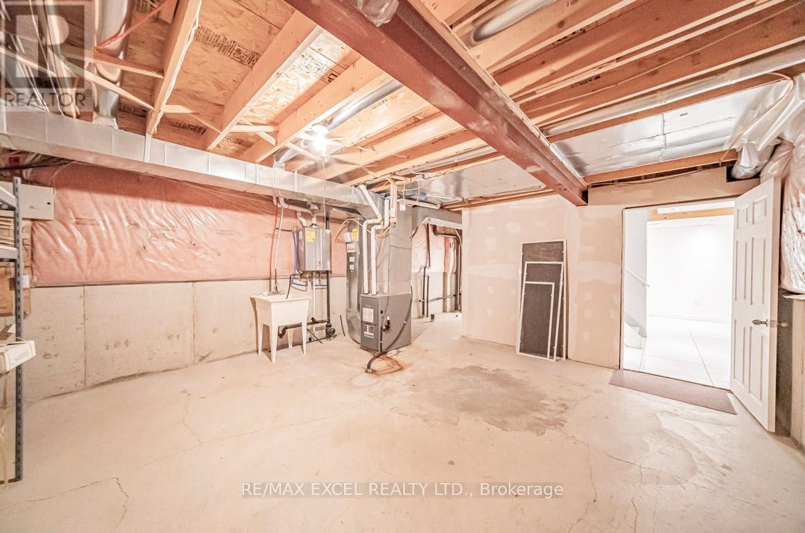 












3 HEADON AVENUE

,
Ajax (Central East),




Ontario
L1Z1R4

