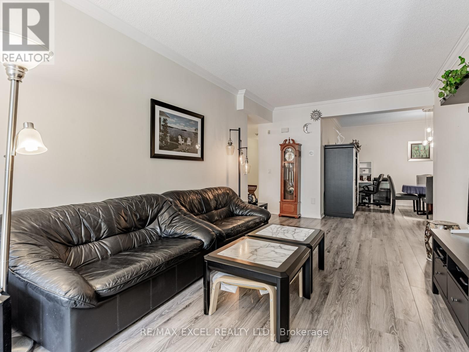 












802 - 188 BONIS AVENUE

,
Toronto (Tam O'Shanter-Sullivan),




Ontario
M1T3W1


