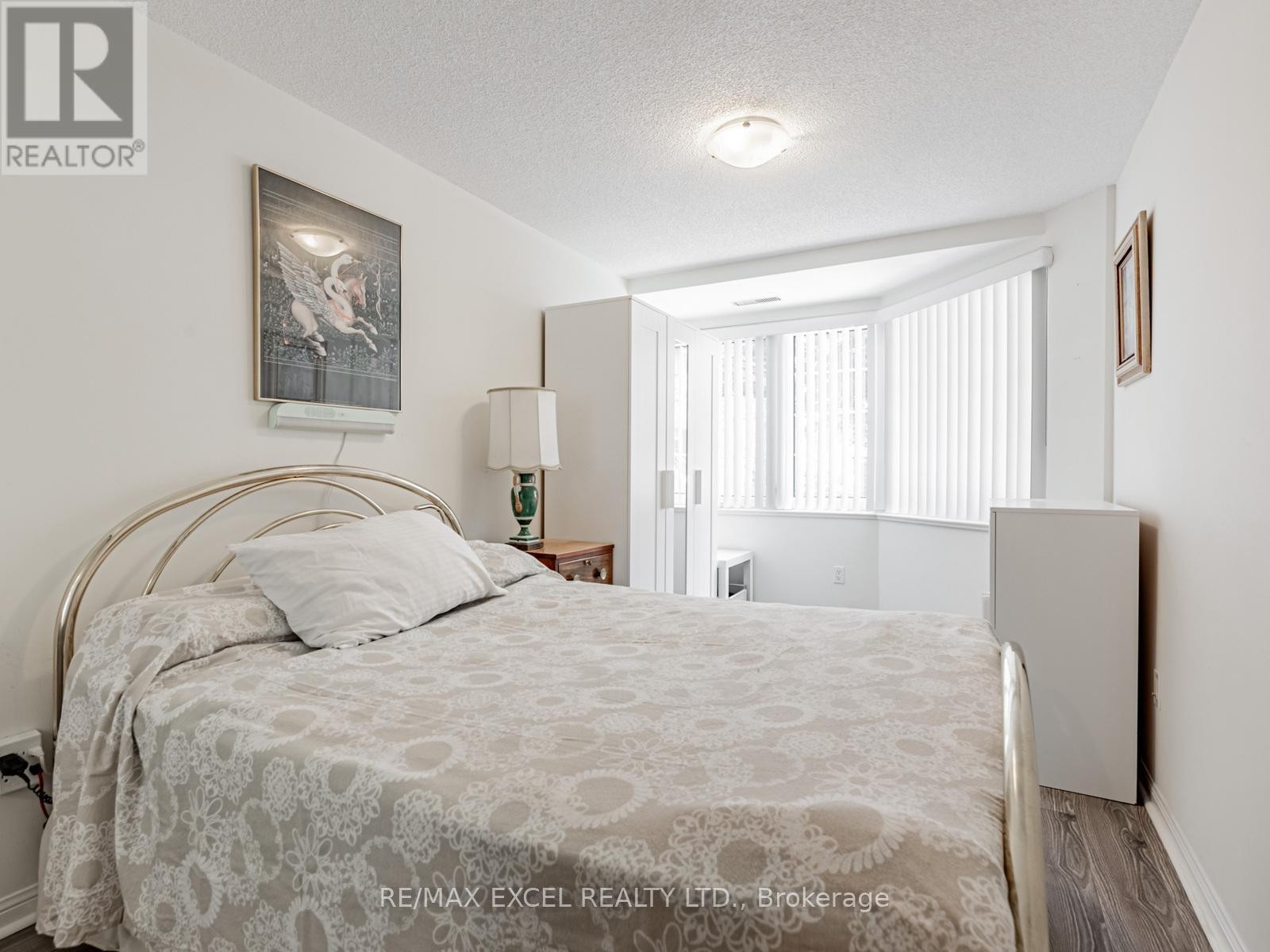 












802 - 188 BONIS AVENUE

,
Toronto (Tam O'Shanter-Sullivan),




Ontario
M1T3W1

