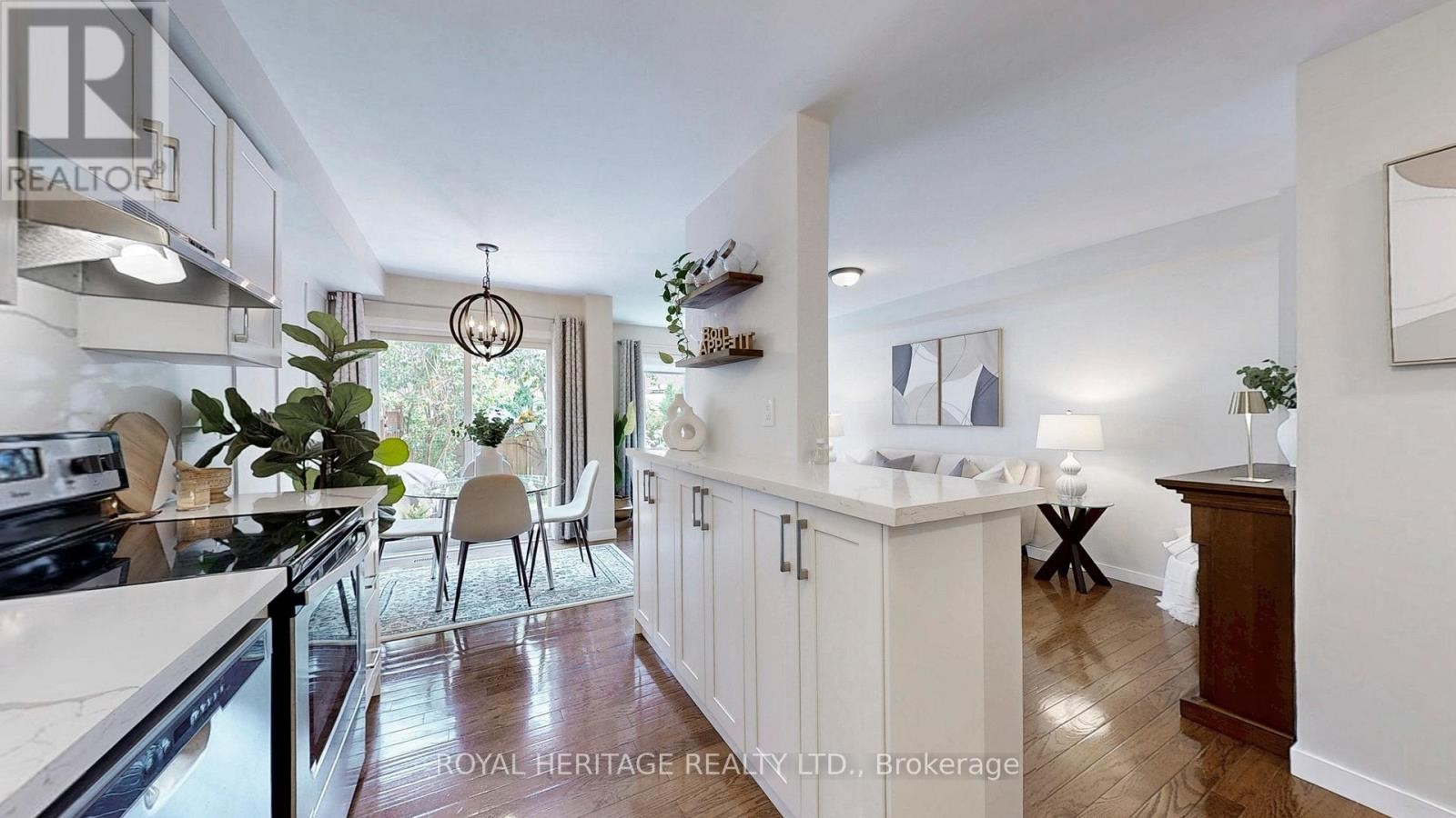 












7 SCHOONER LANE

,
Toronto (Rouge),




Ontario
M1C5J3

