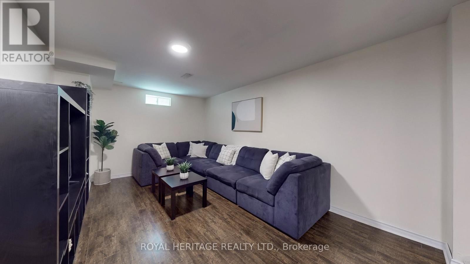 












7 SCHOONER LANE

,
Toronto (Rouge),




Ontario
M1C5J3

