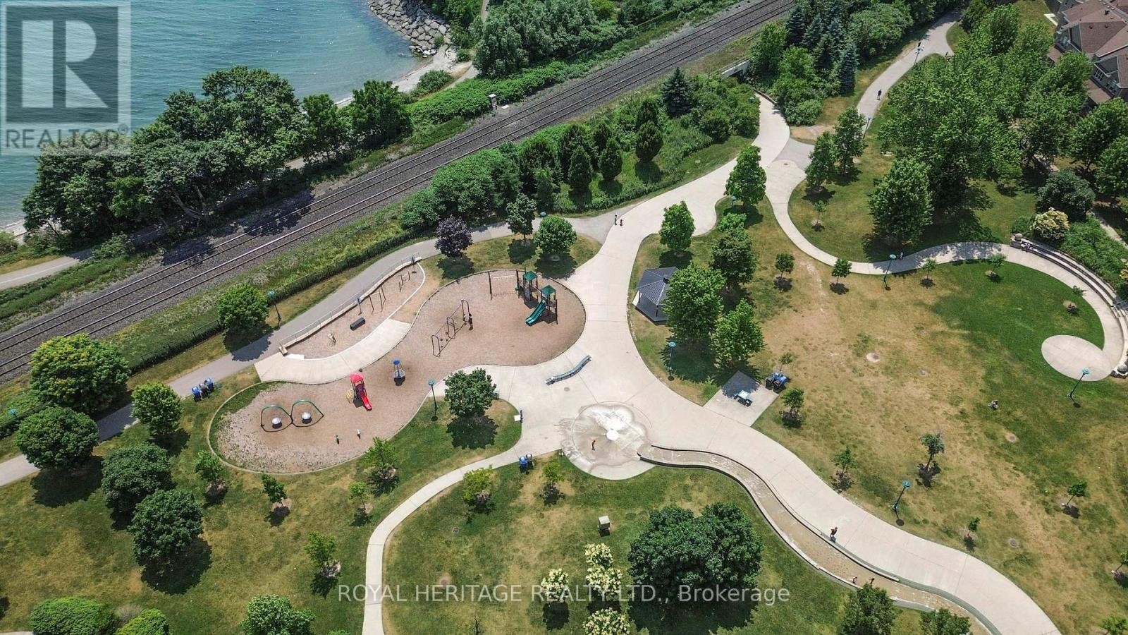 












7 SCHOONER LANE

,
Toronto (Rouge),




Ontario
M1C5J3

