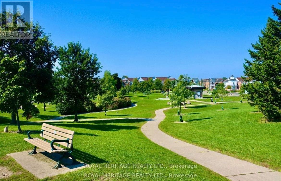 












7 SCHOONER LANE

,
Toronto (Rouge),




Ontario
M1C5J3

