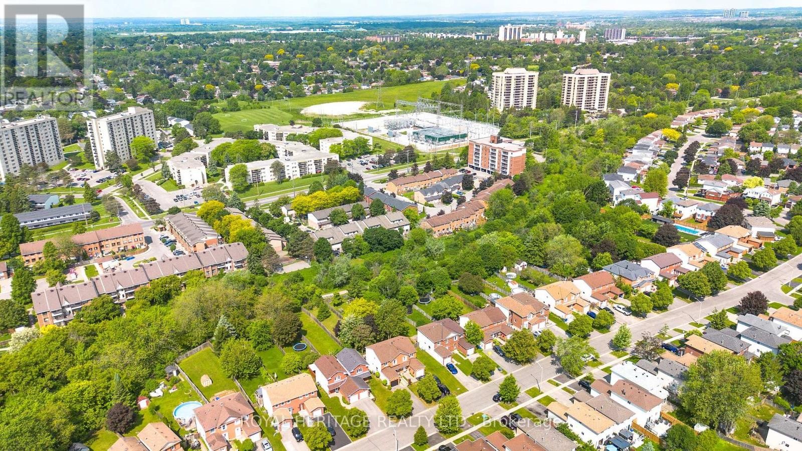 












591 COBBLEHILL DRIVE

,
Oshawa (Pinecrest),




Ontario
L1K1Y6

